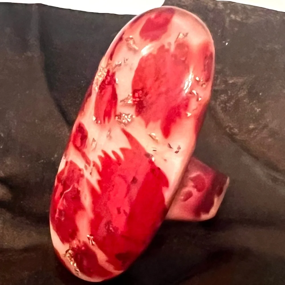 Vintage “TARA* Red Resin & Gold Flake Chunky Statement Ring - Size 8 (2